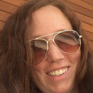 Meet your Posher, Mandy